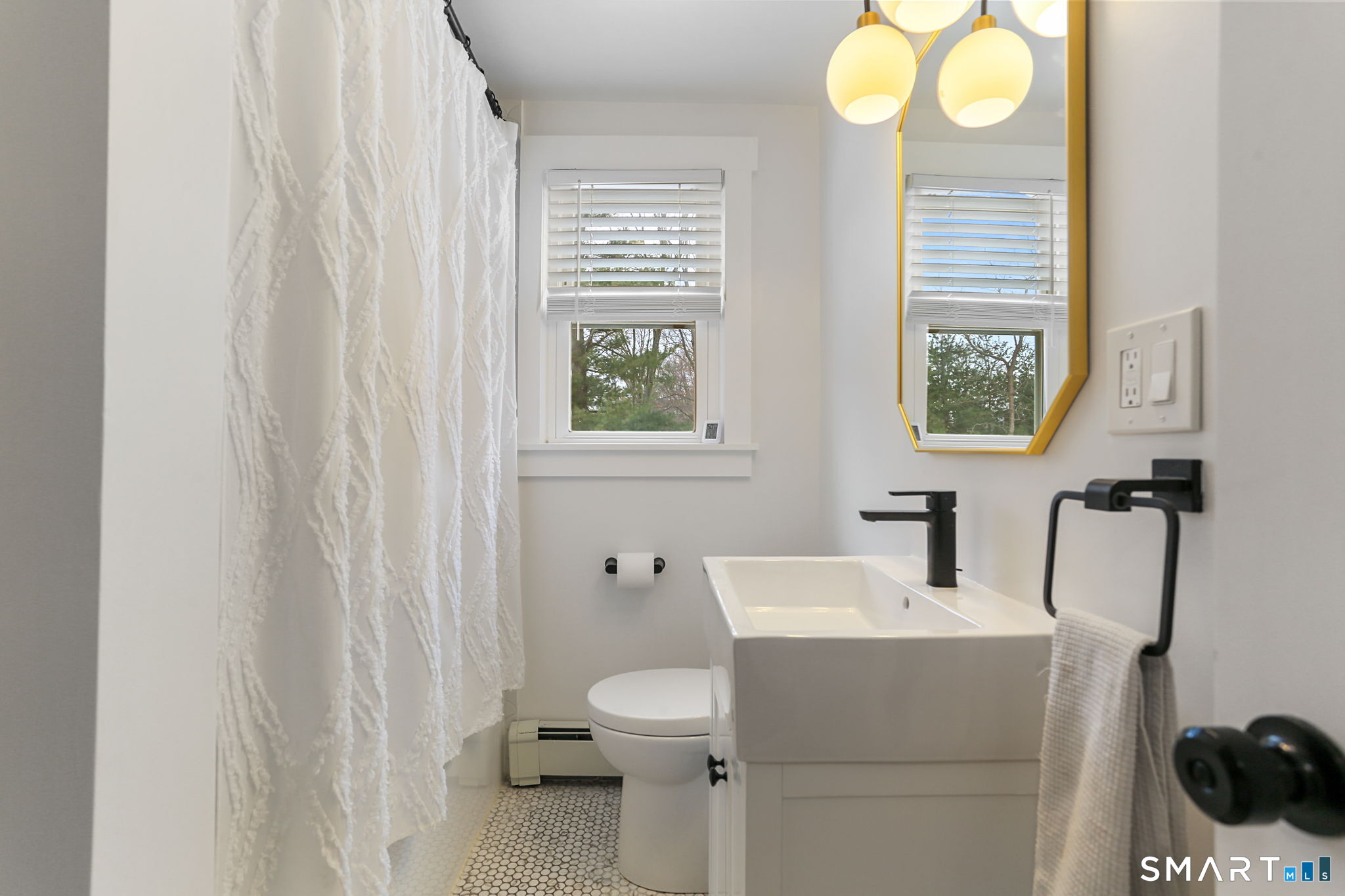 1353 Mill Plain Road