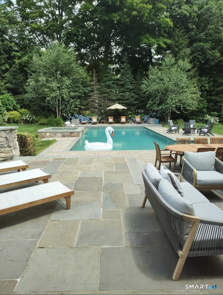 44 Pumpkin Hill Road