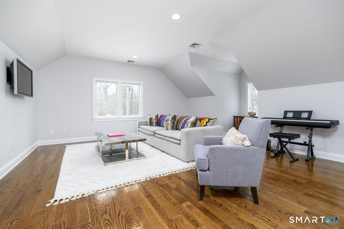 44 Pumpkin Hill Road