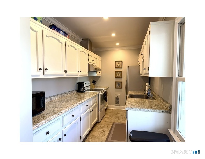63 Ward Street 2C