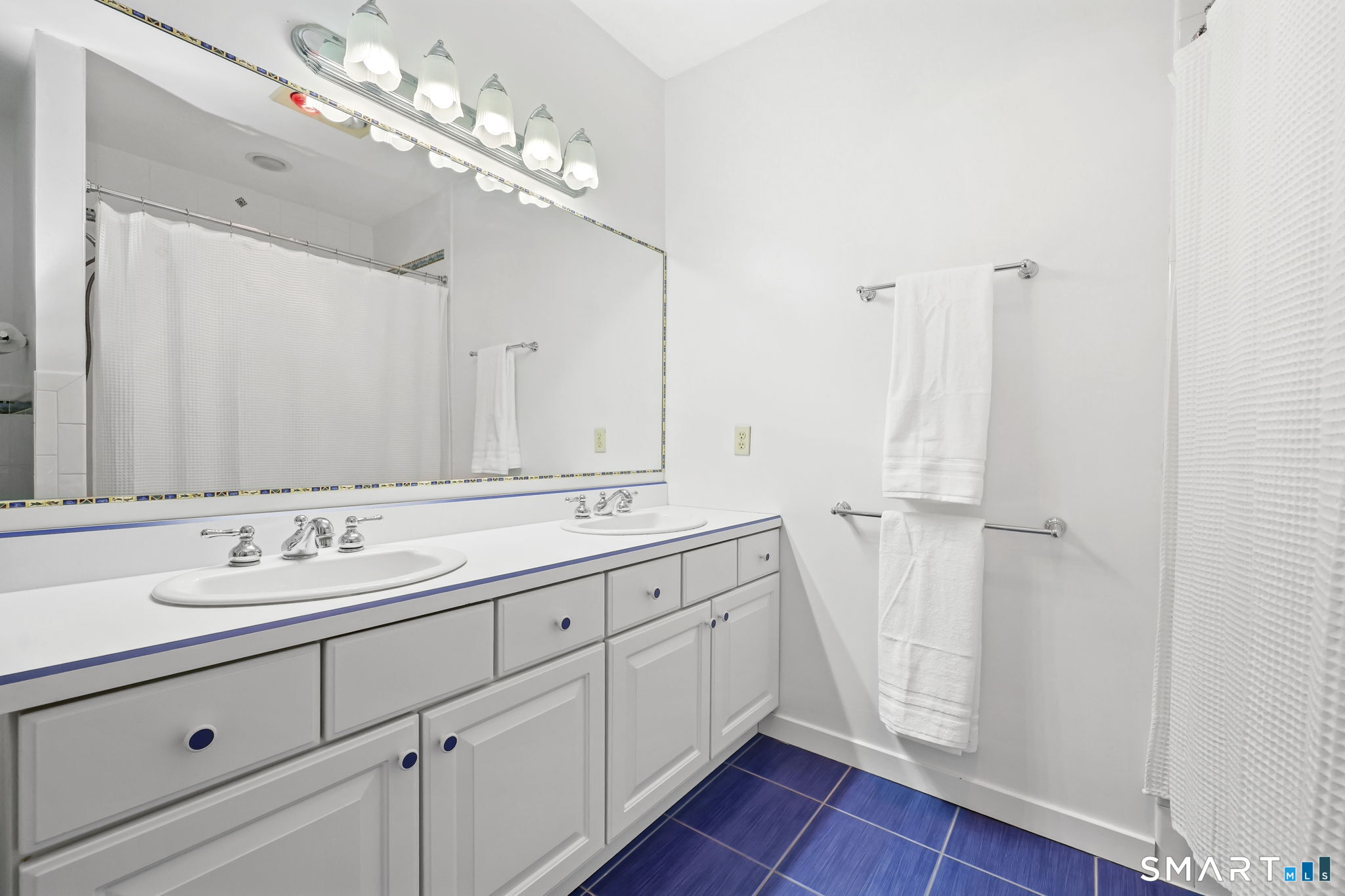 135 Kings Highway