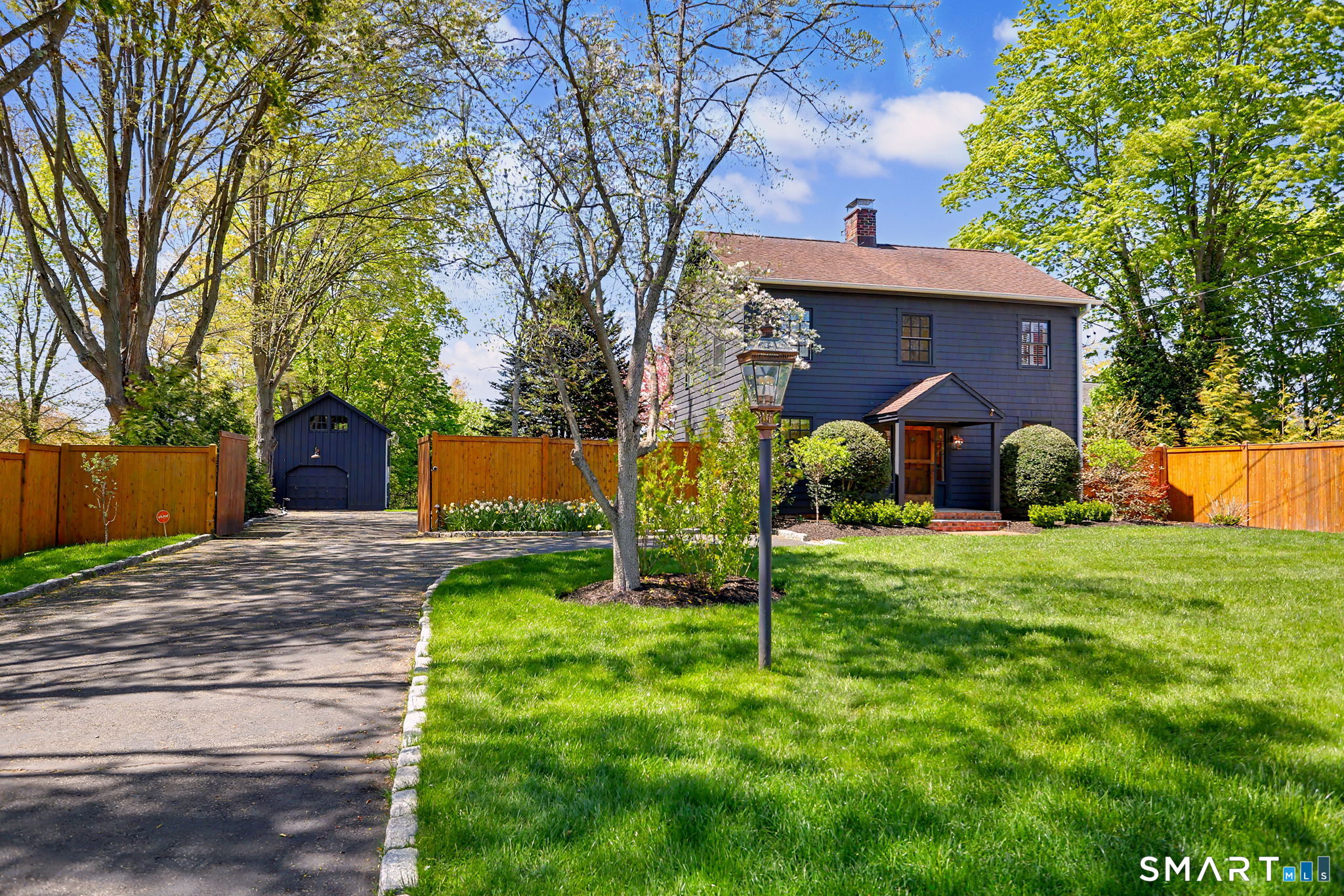 1373 Mill Plain Road