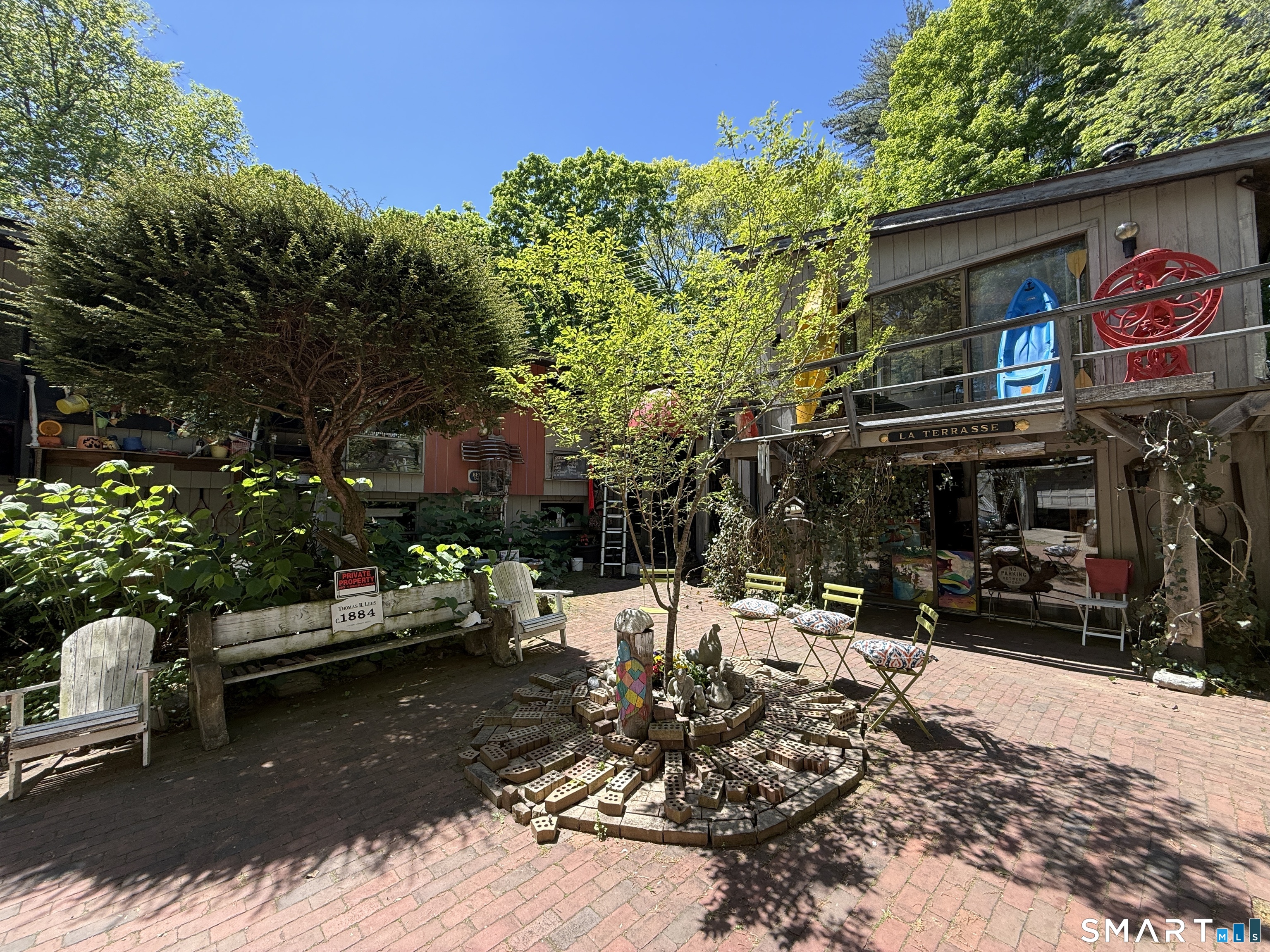 27 Huckleberry Lane