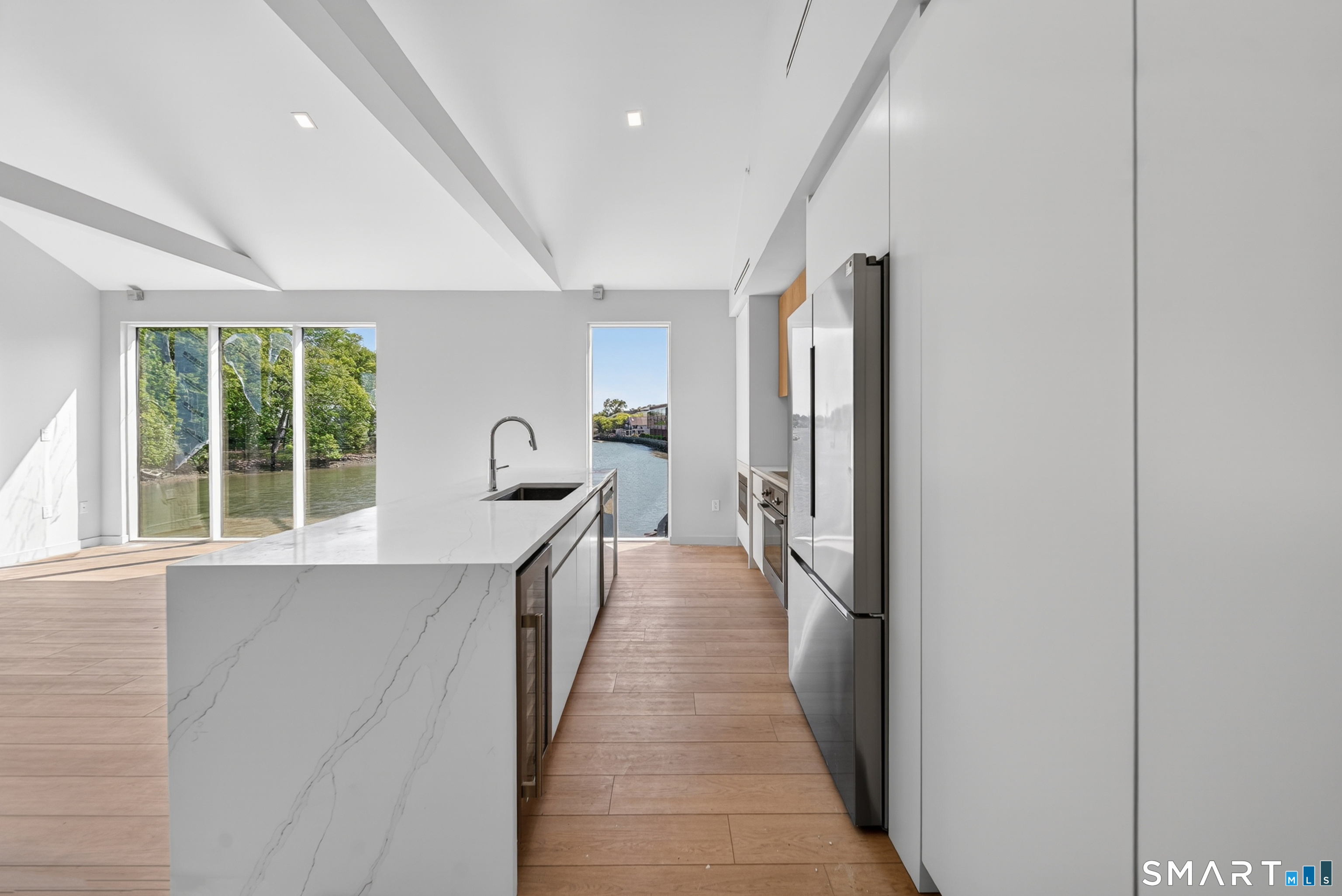 253 Riverside Avenue 102