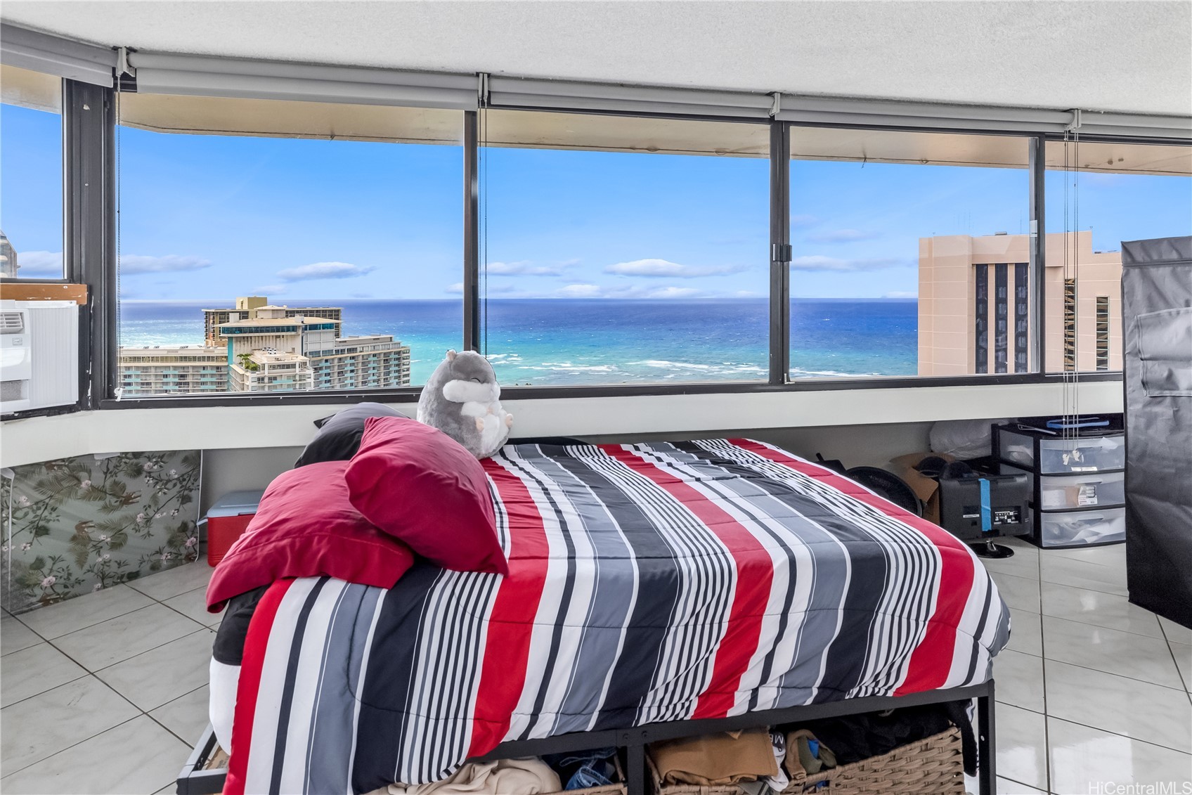 1700 Ala Moana Boulevard Unit: 4004
