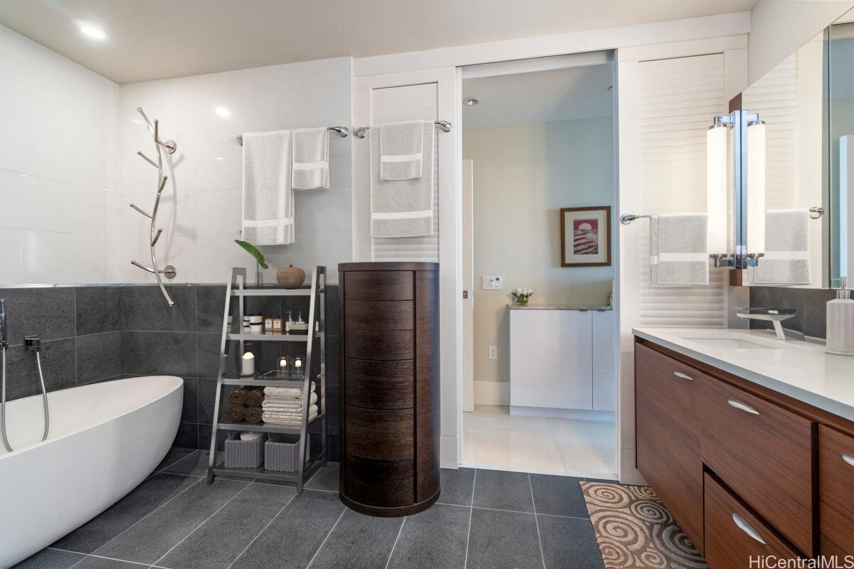 1108 Auahi Street 1000