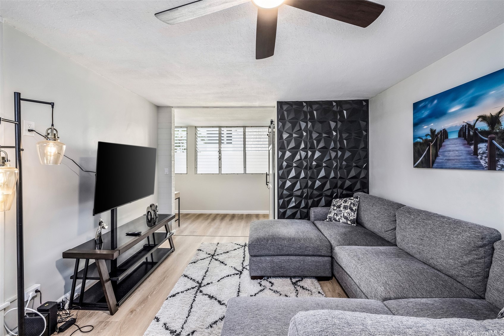 225 Liliuokalani Avenue 5C