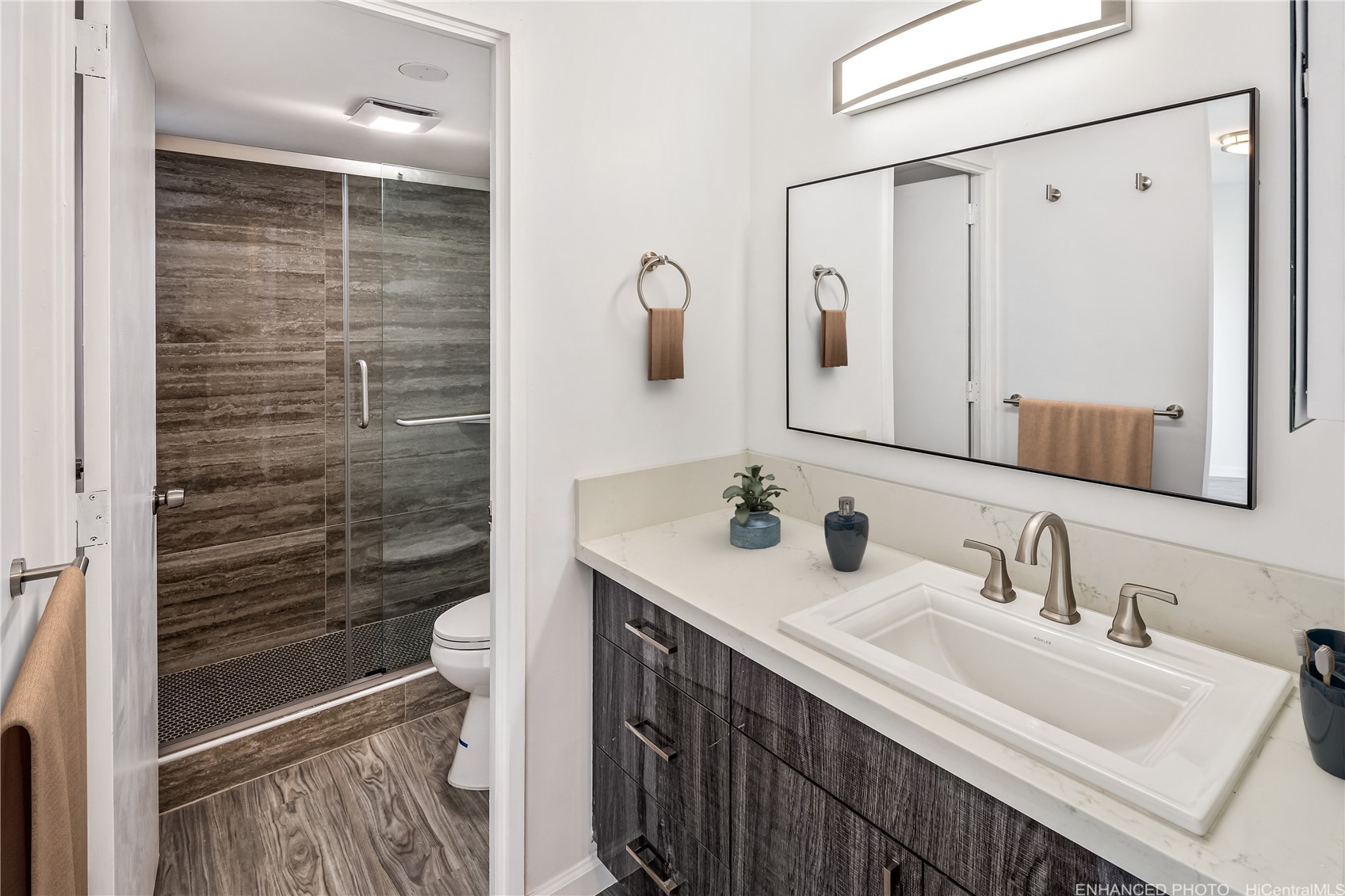 1077 Ala Napunani Street 401