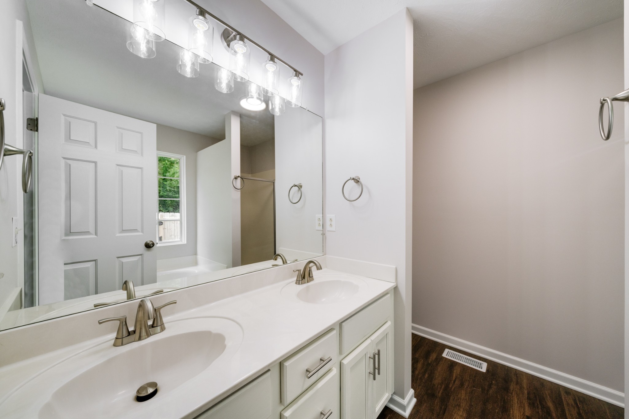 1096 Cedar Creek Village Rd