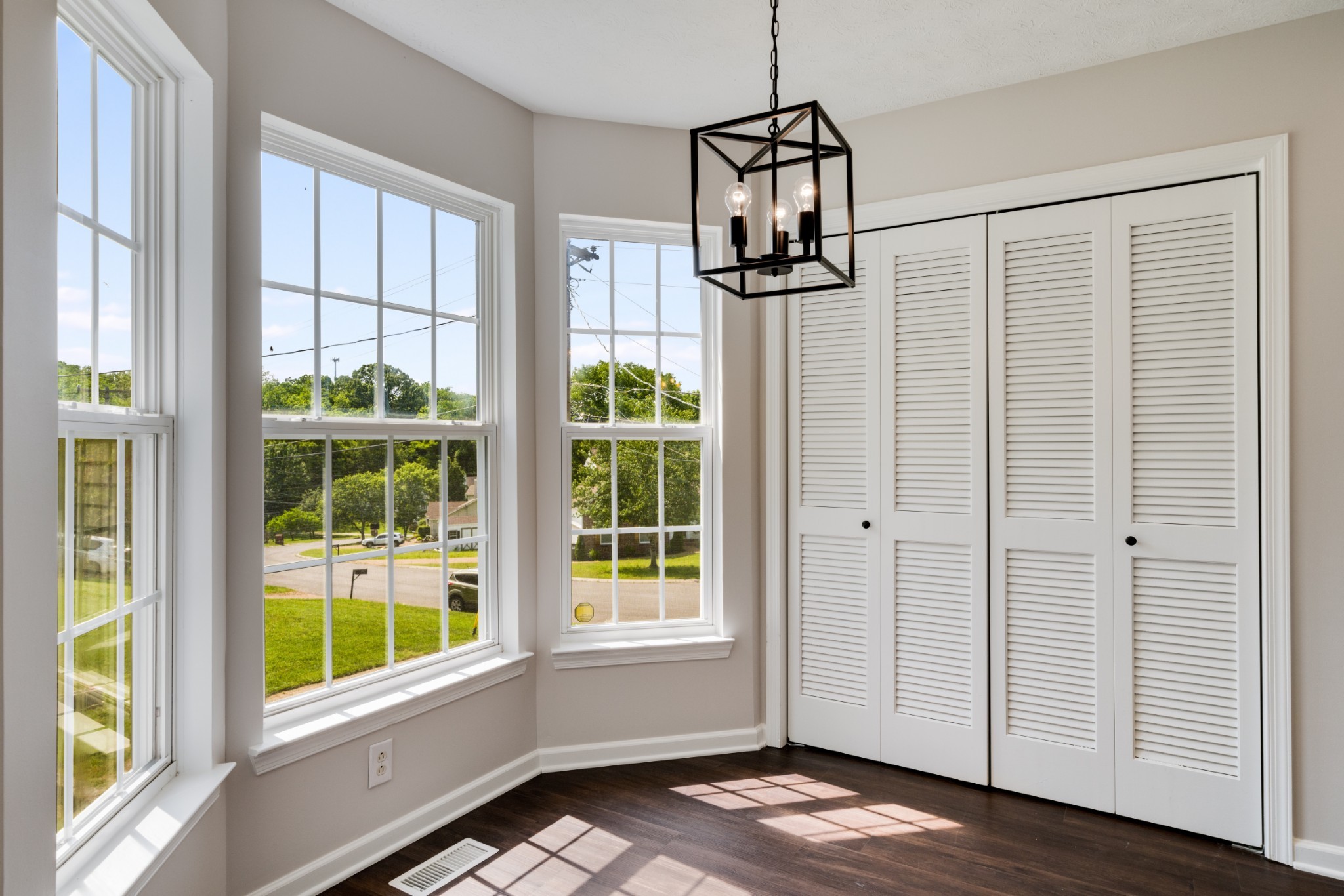 1096 Cedar Creek Village Rd