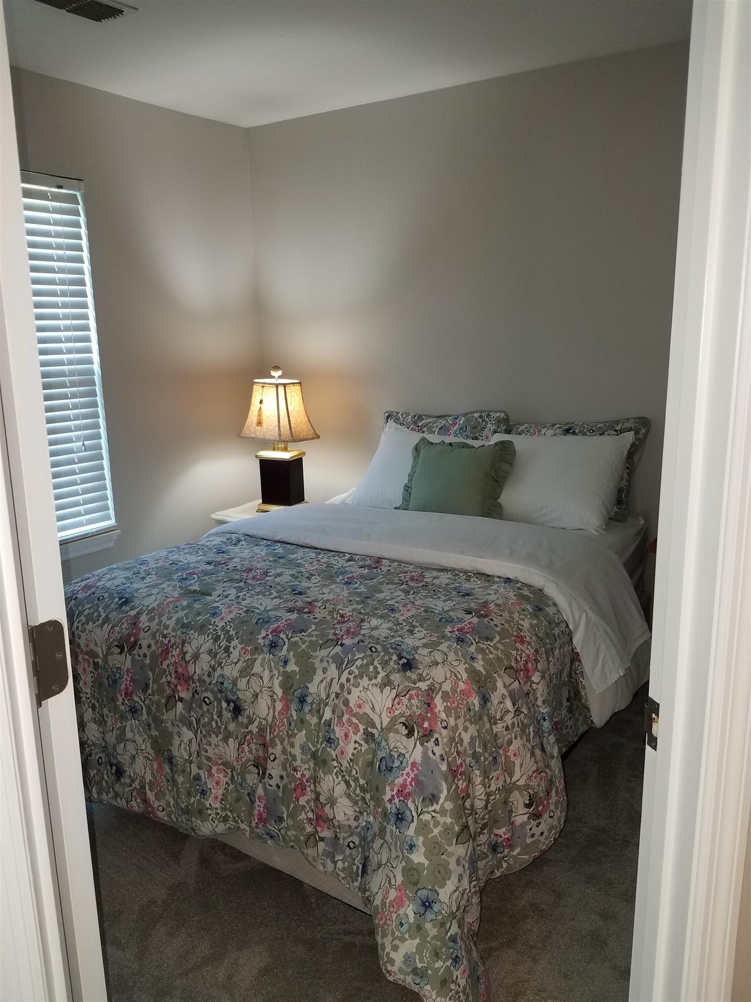 261 Granger View Cir