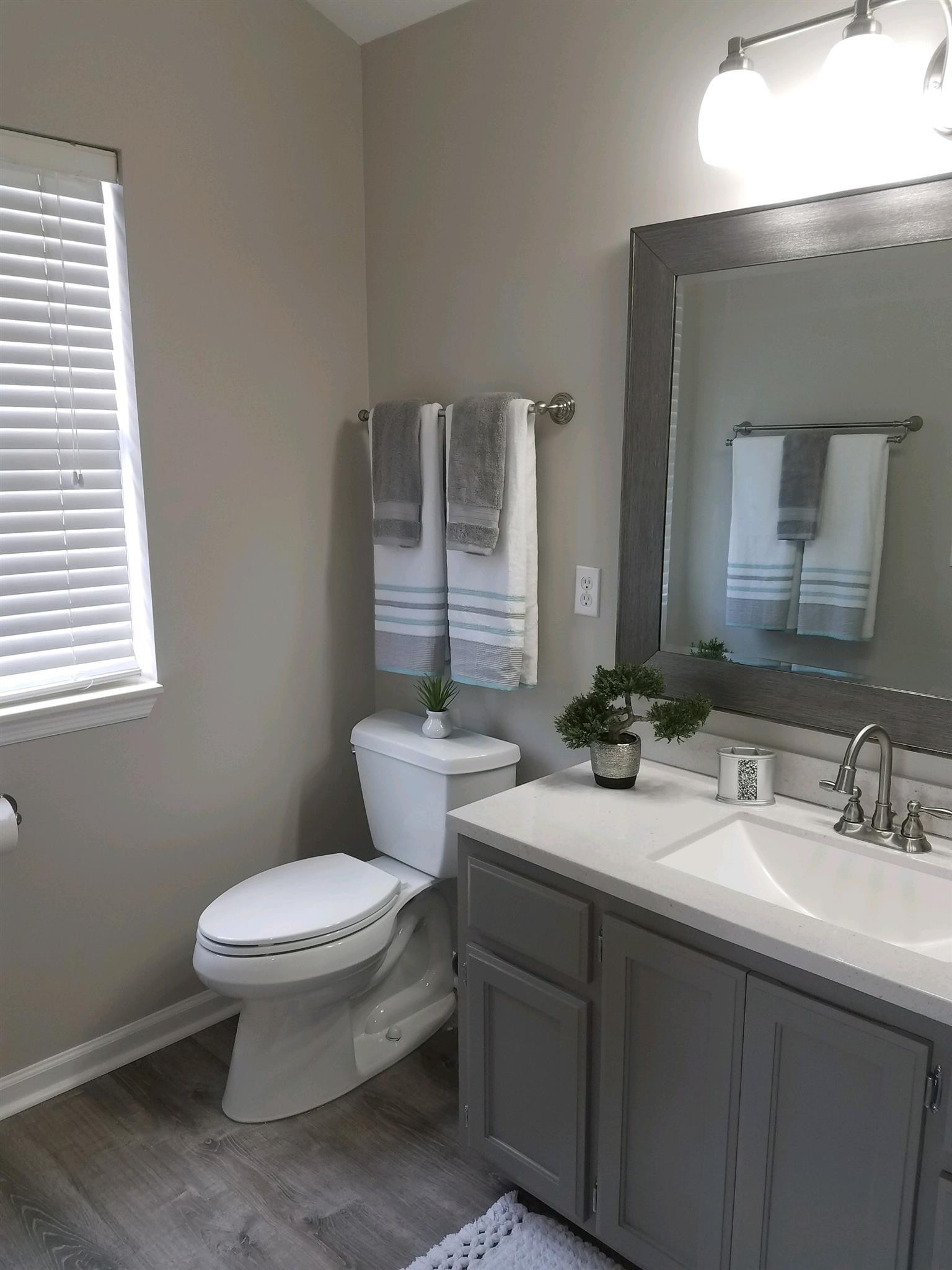 261 Granger View Cir