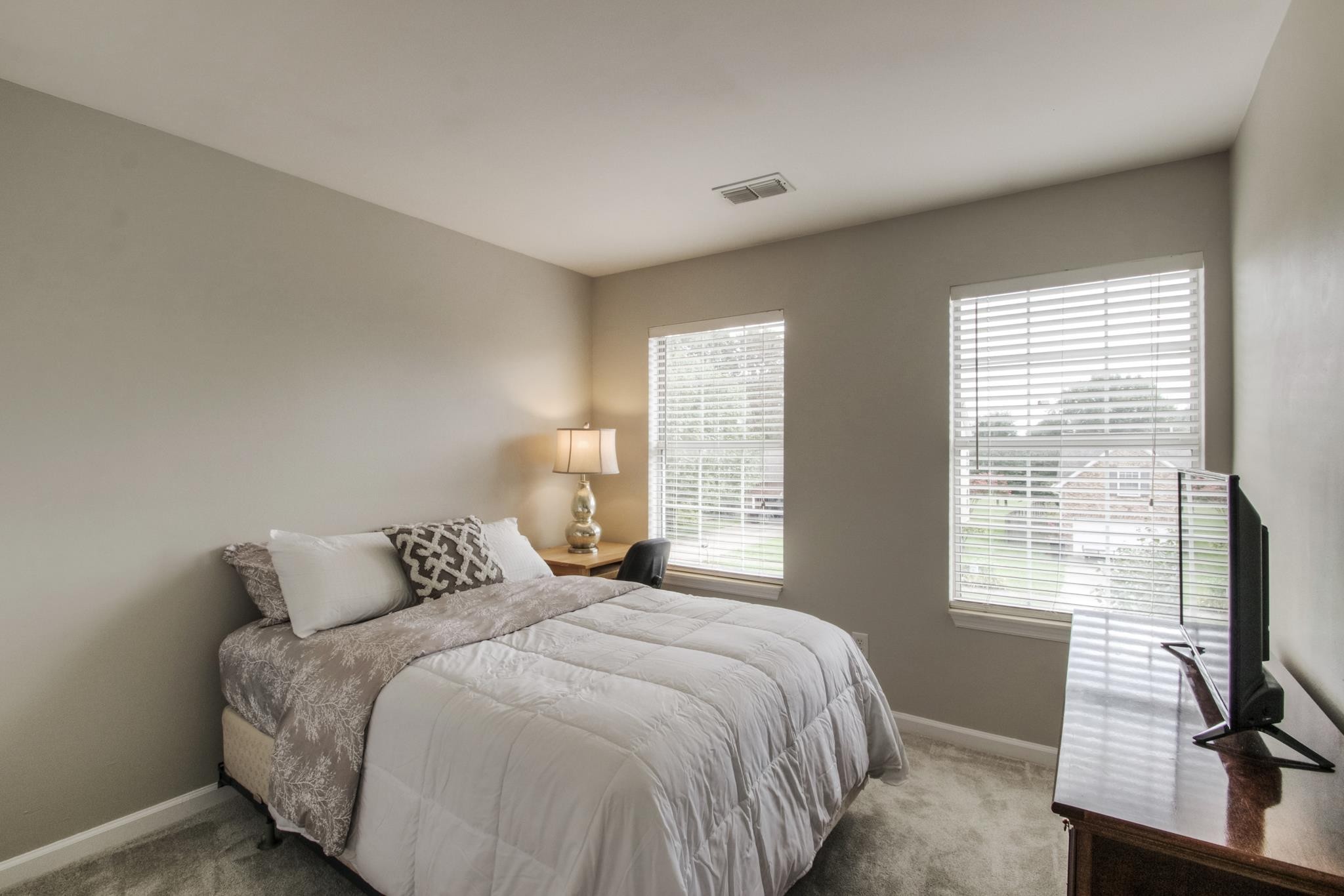 261 Granger View Cir