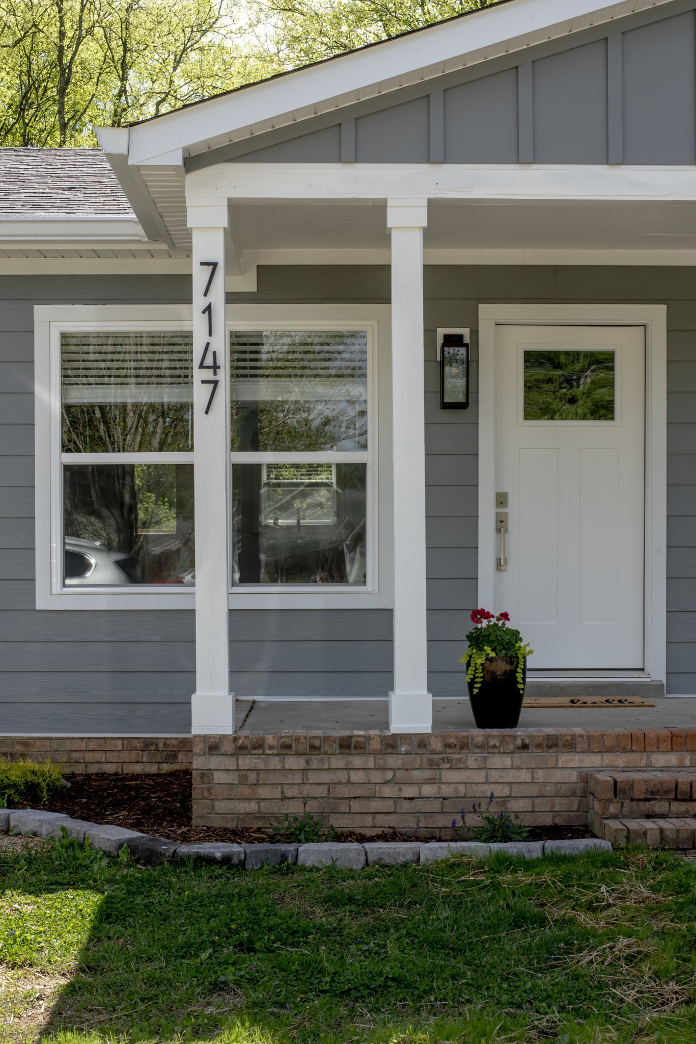 7147 Old Harding Pike