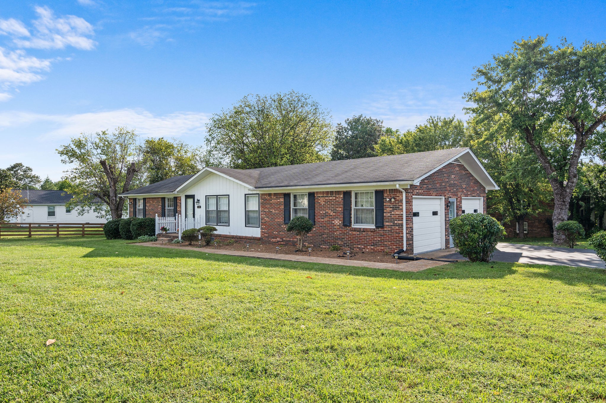204 Lookout Dr