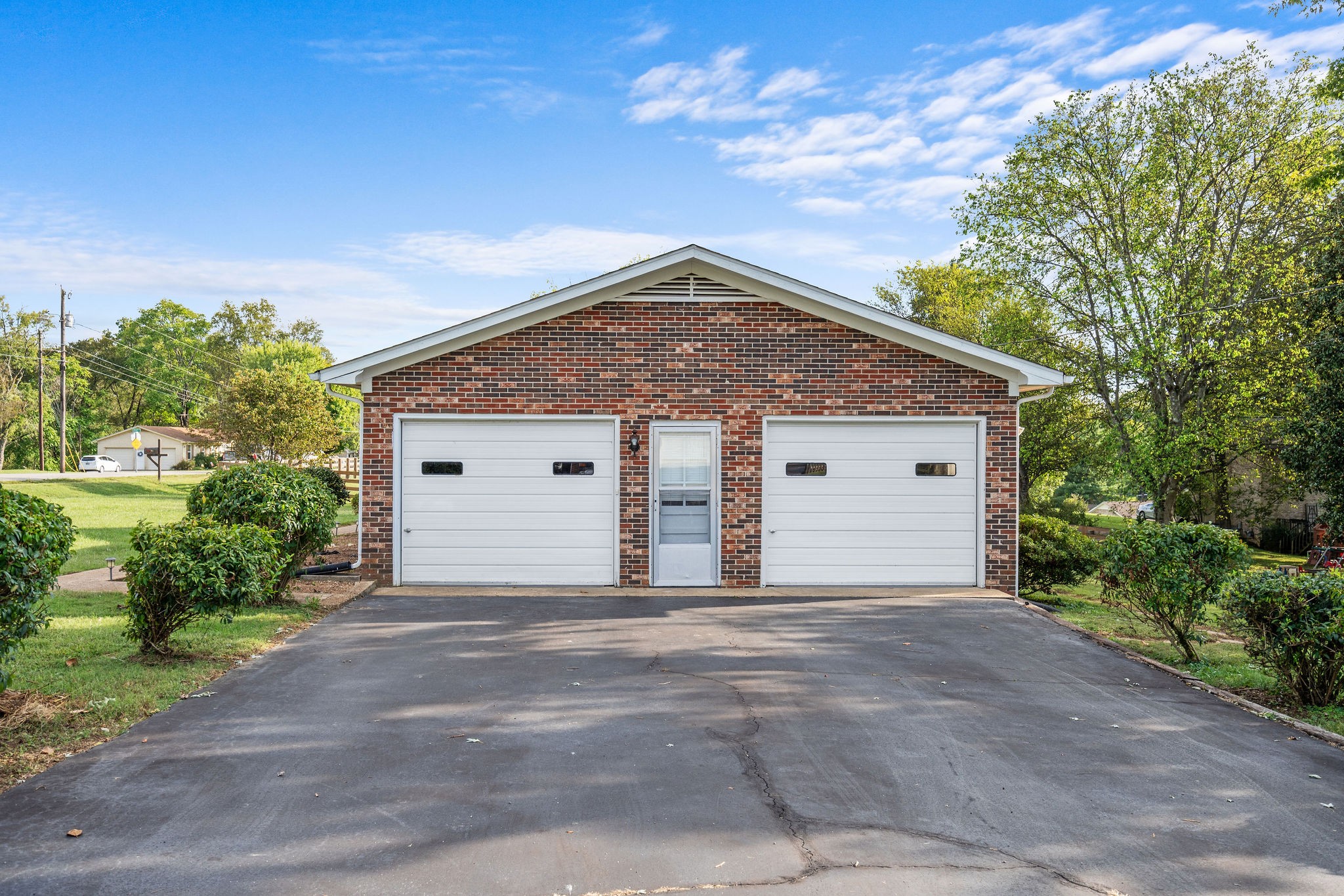 204 Lookout Dr