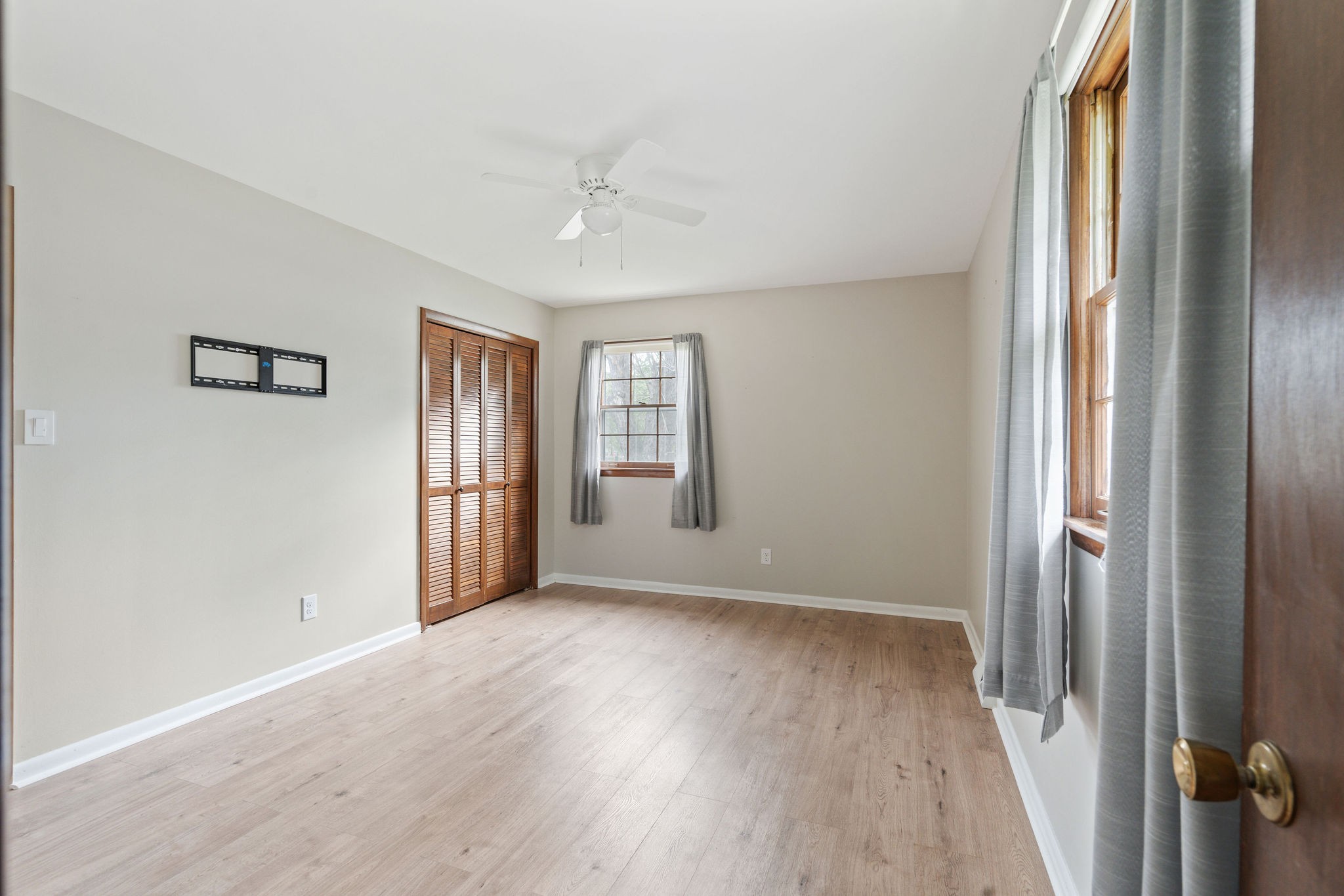 204 Lookout Dr