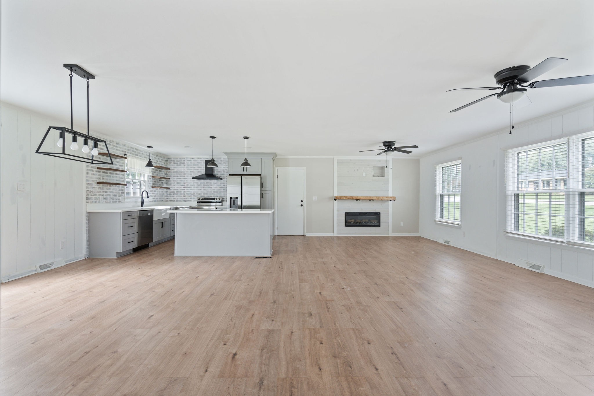 204 Lookout Dr