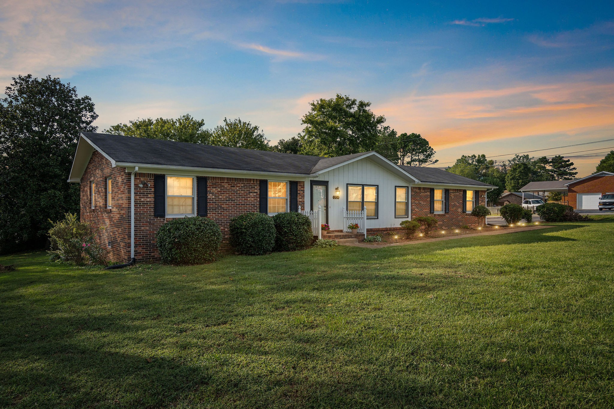 204 Lookout Dr
