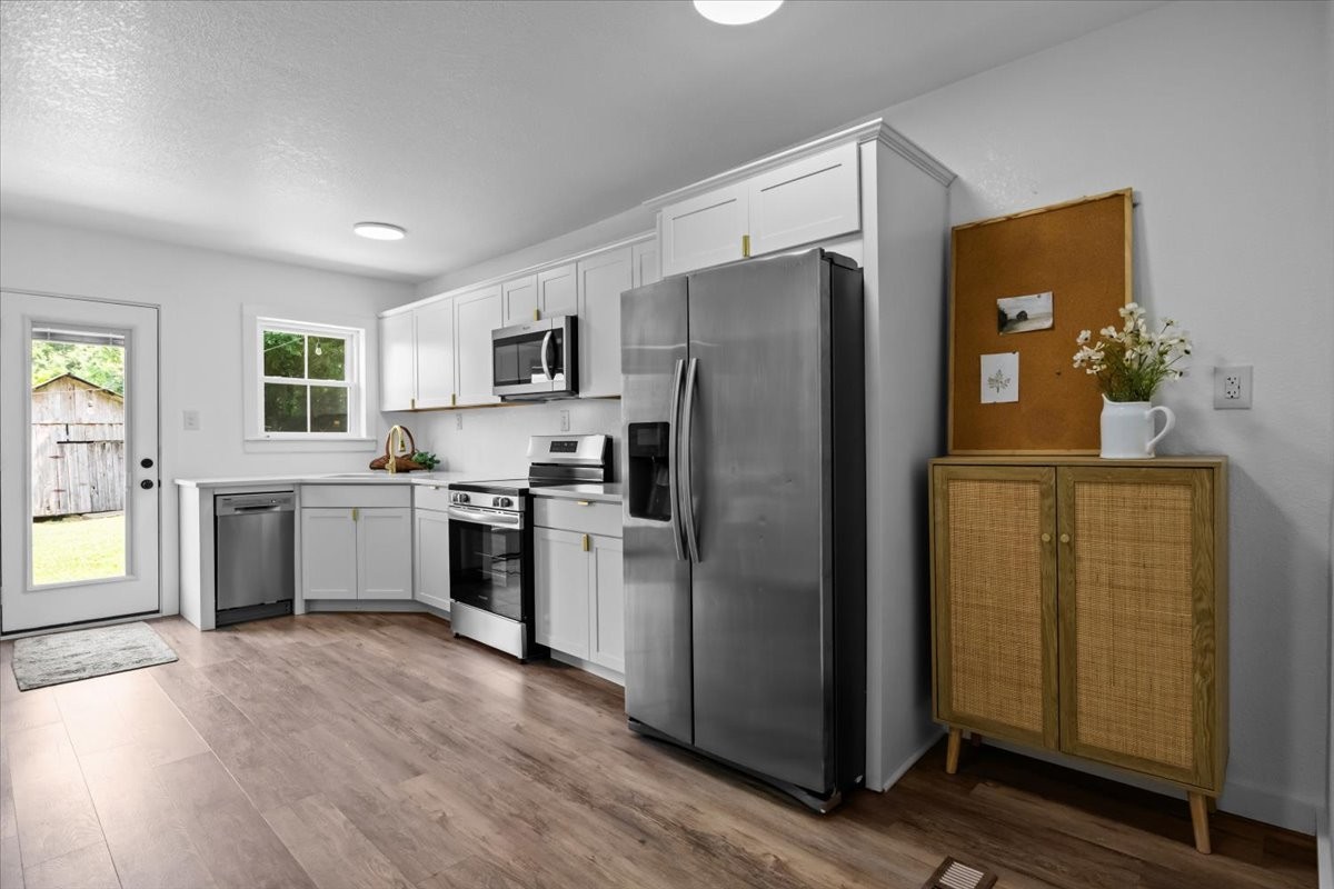 2460 Little Bartons Creek Rd