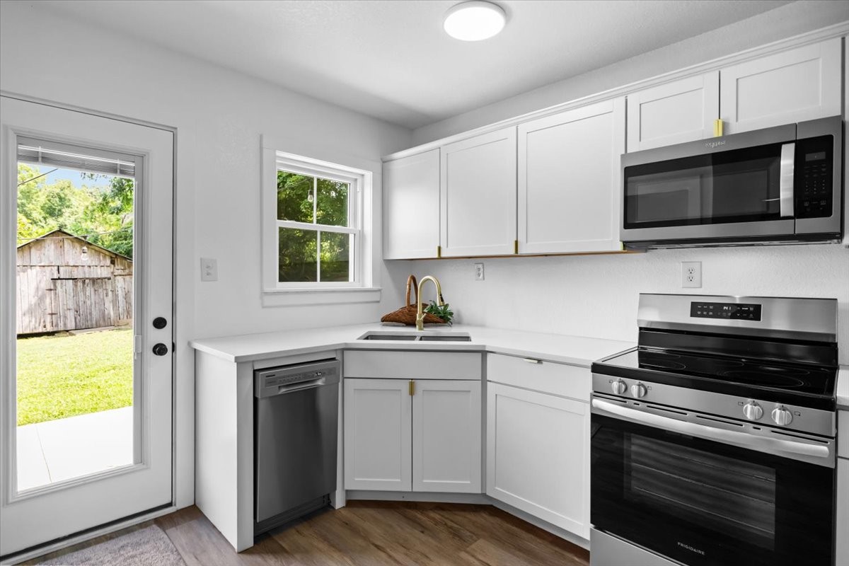 2460 Little Bartons Creek Rd