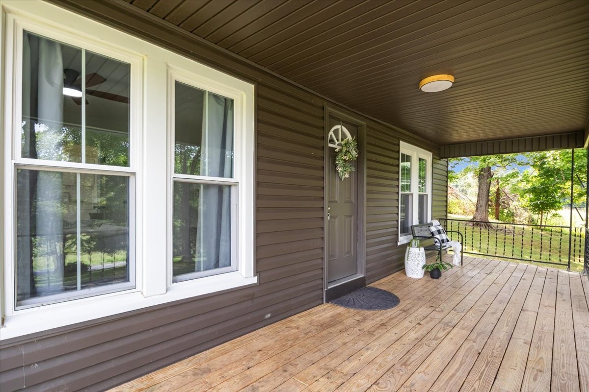 2460 Little Bartons Creek Rd