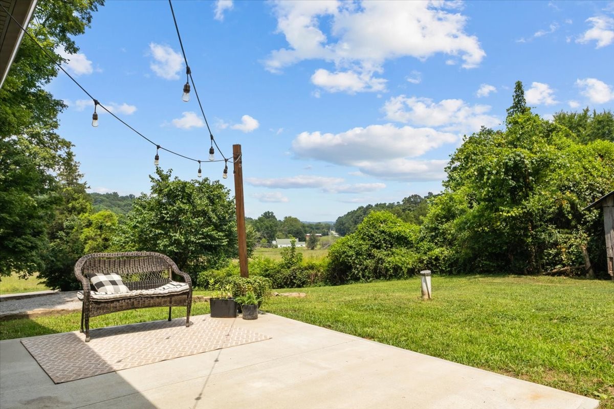 2460 Little Bartons Creek Rd