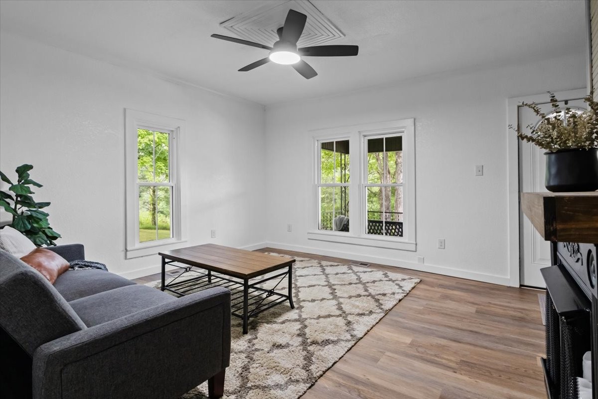 2460 Little Bartons Creek Rd