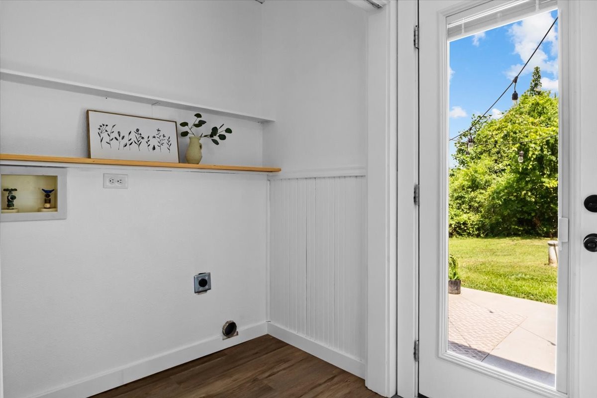 2460 Little Bartons Creek Rd