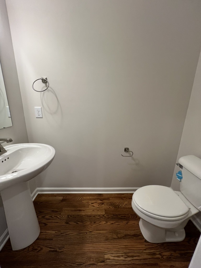 467 Morton Ave Unit: 105