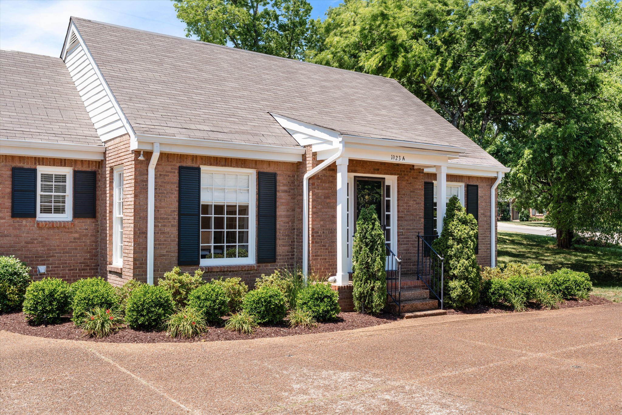 1923 Overhill Drive Unit: A