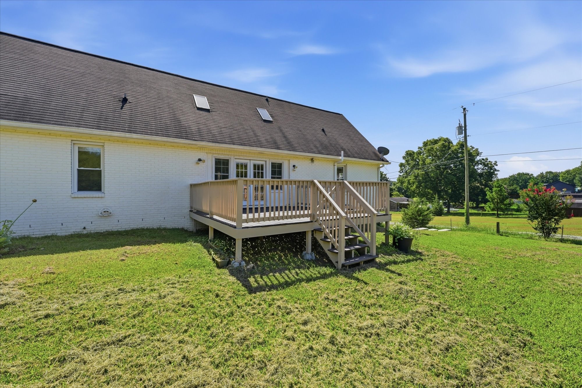 7267 Bidwell Rd