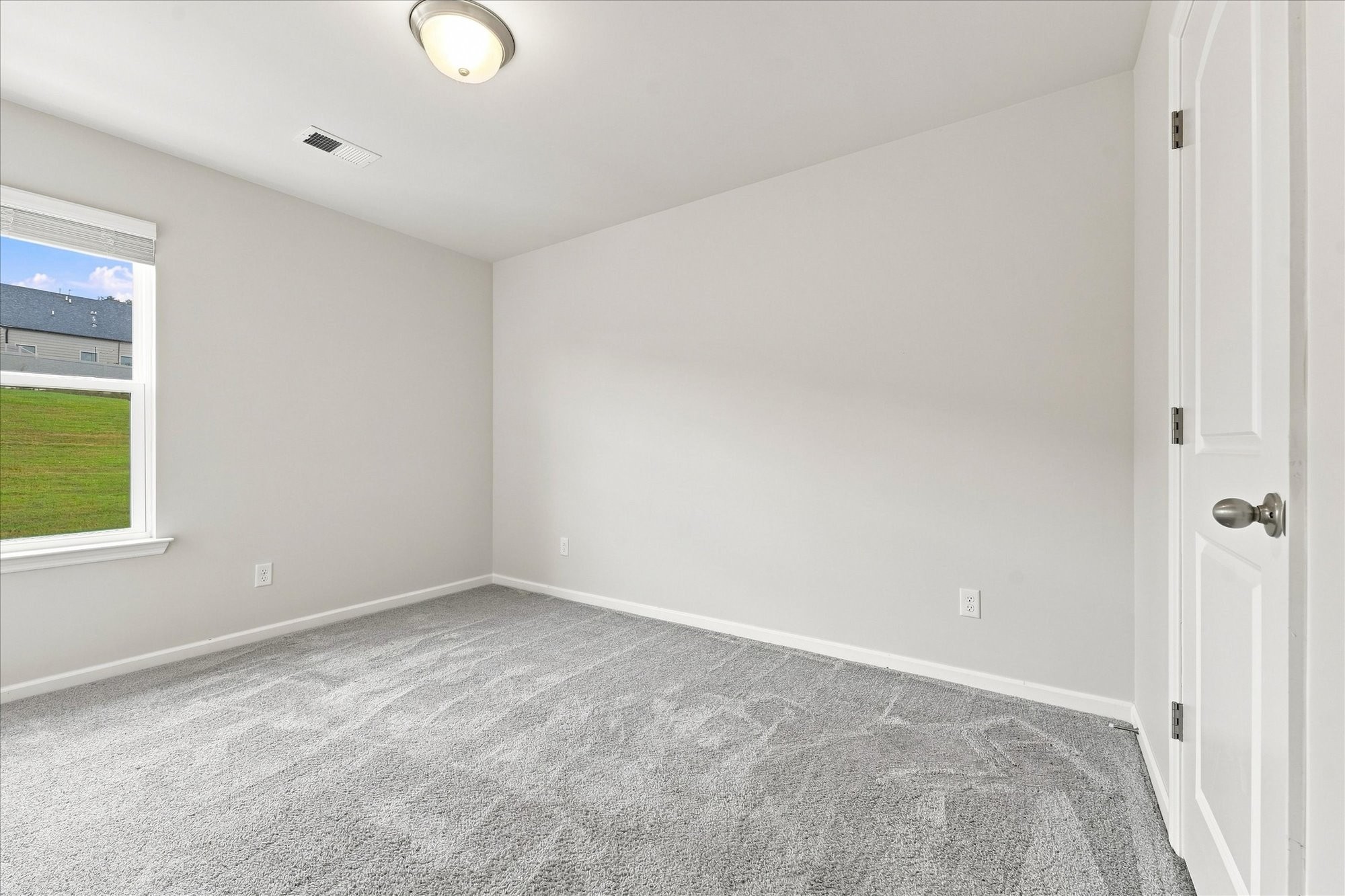 214 Netherlands Blvd