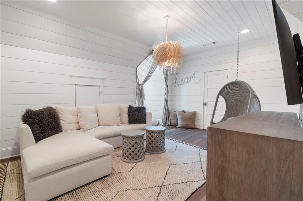 885 Vista Bluff Drive