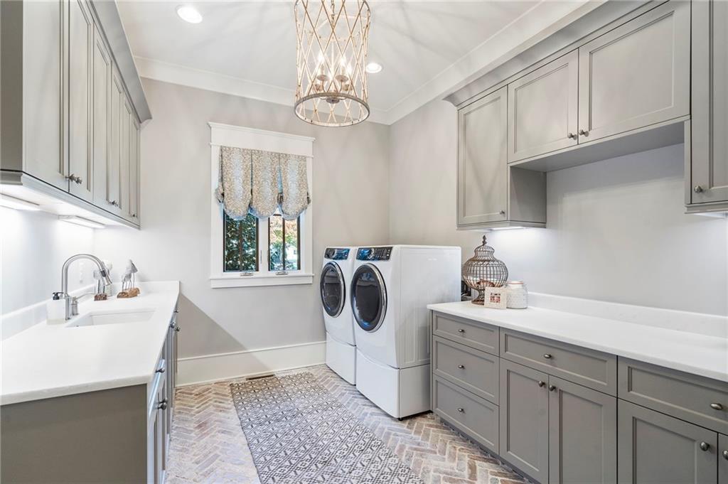 885 Vista Bluff Drive