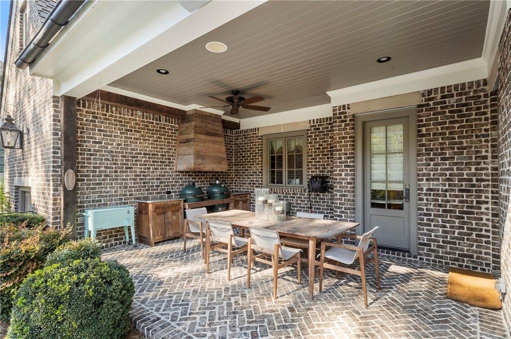 885 Vista Bluff Drive