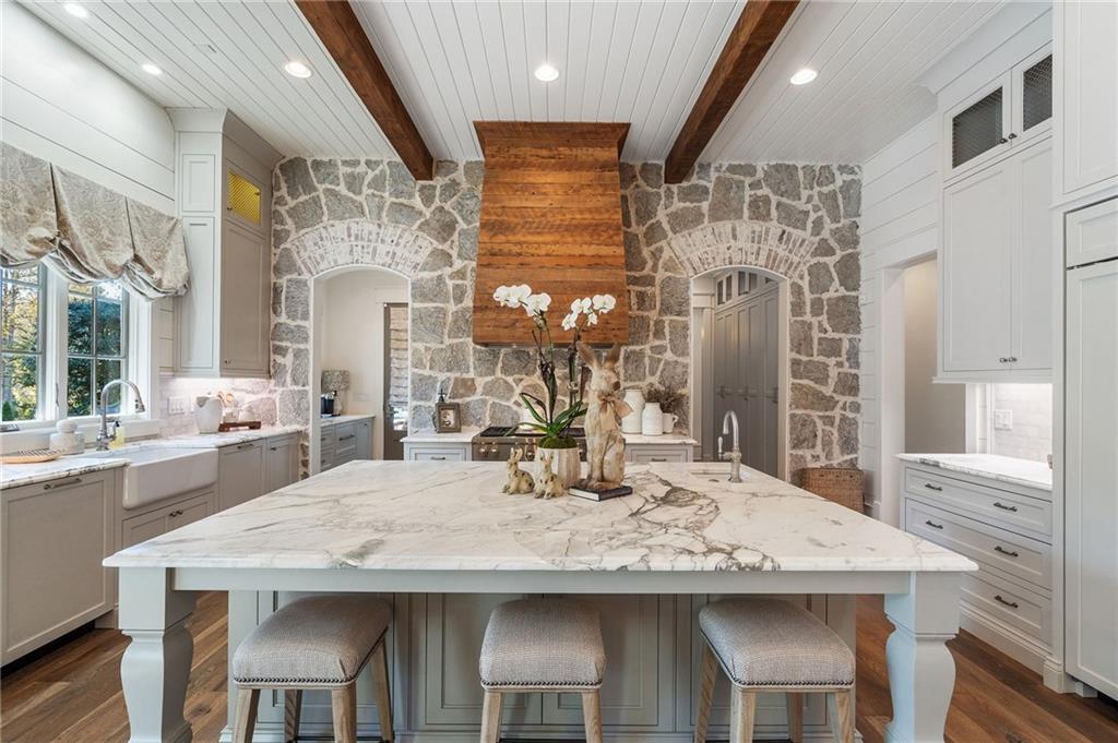 885 Vista Bluff Drive