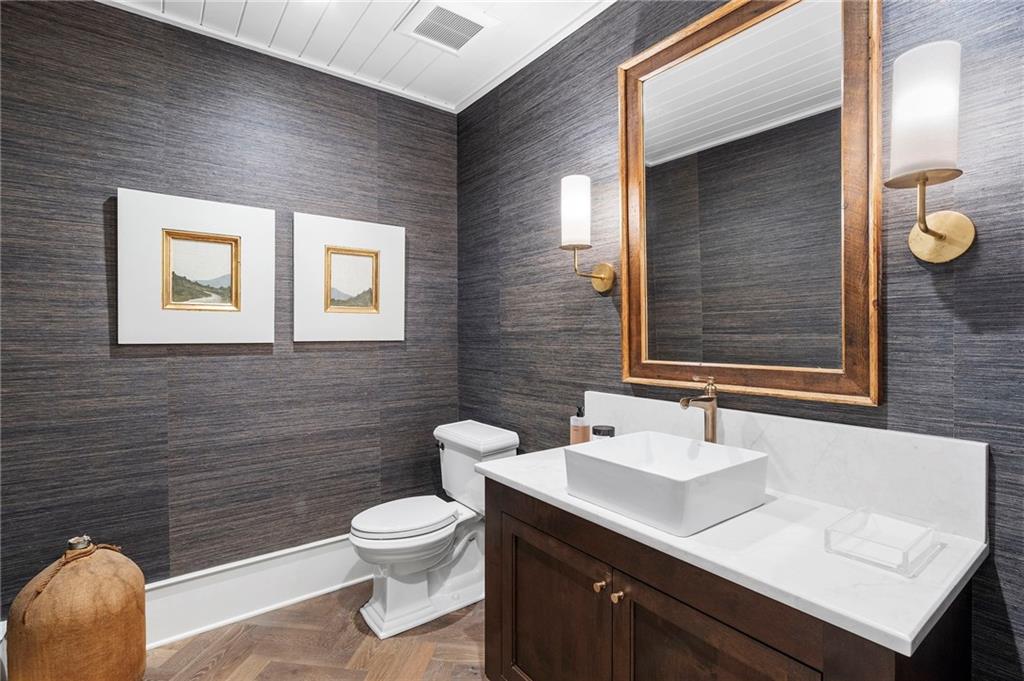 885 Vista Bluff Drive