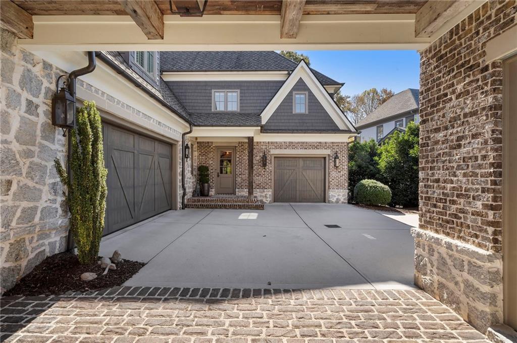 885 Vista Bluff Drive