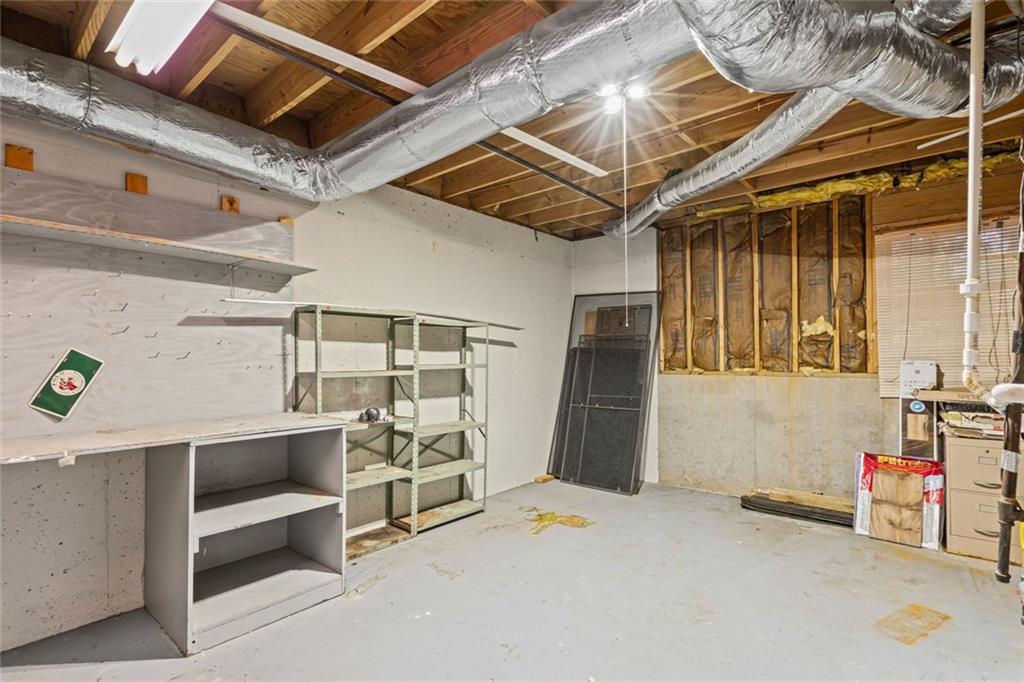 6160 Wellington Court