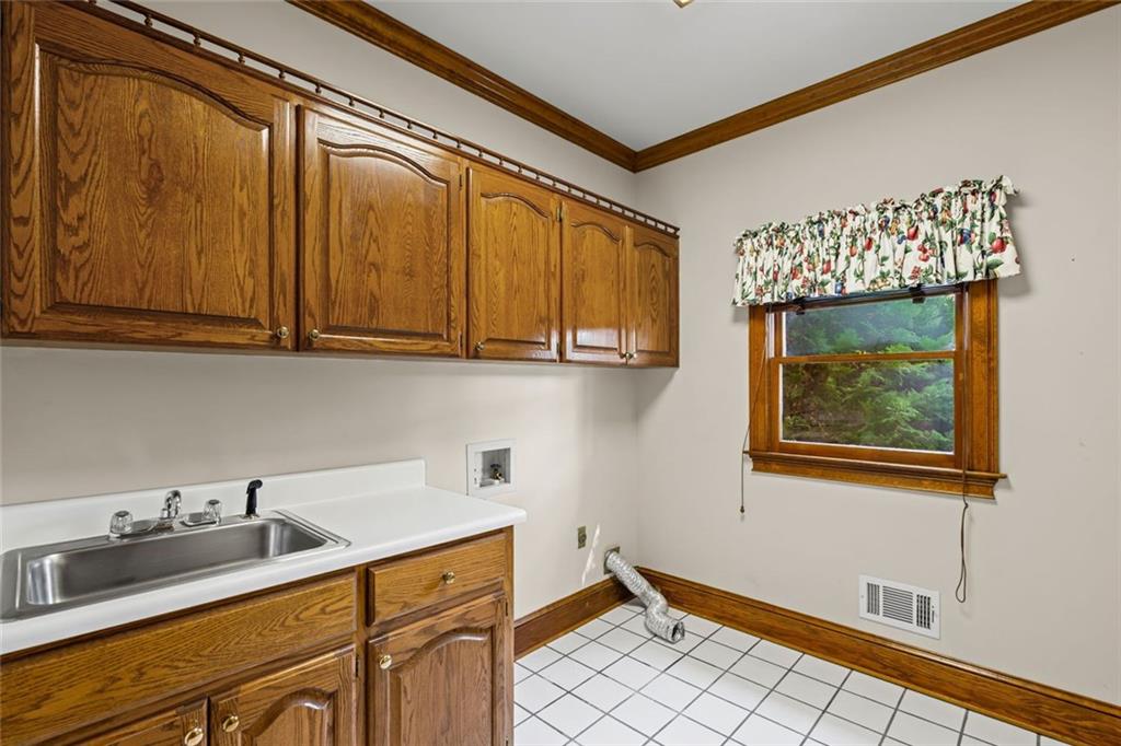 6160 Wellington Court