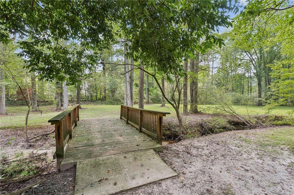 150 COBBLESTONE WAY