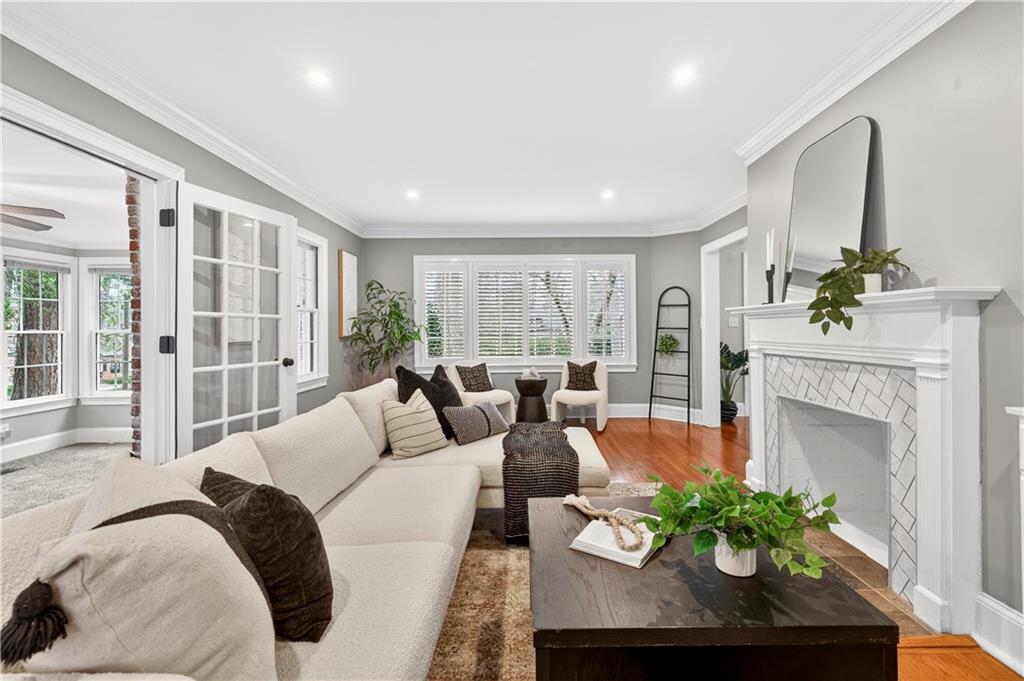 4105 Peachtree Dunwwoody Road NE