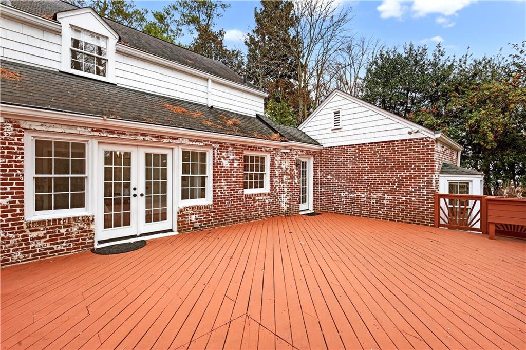 4105 Peachtree Dunwwoody Road NE