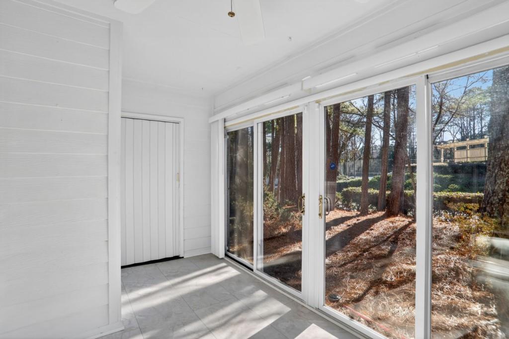 37 Middleton Court SE