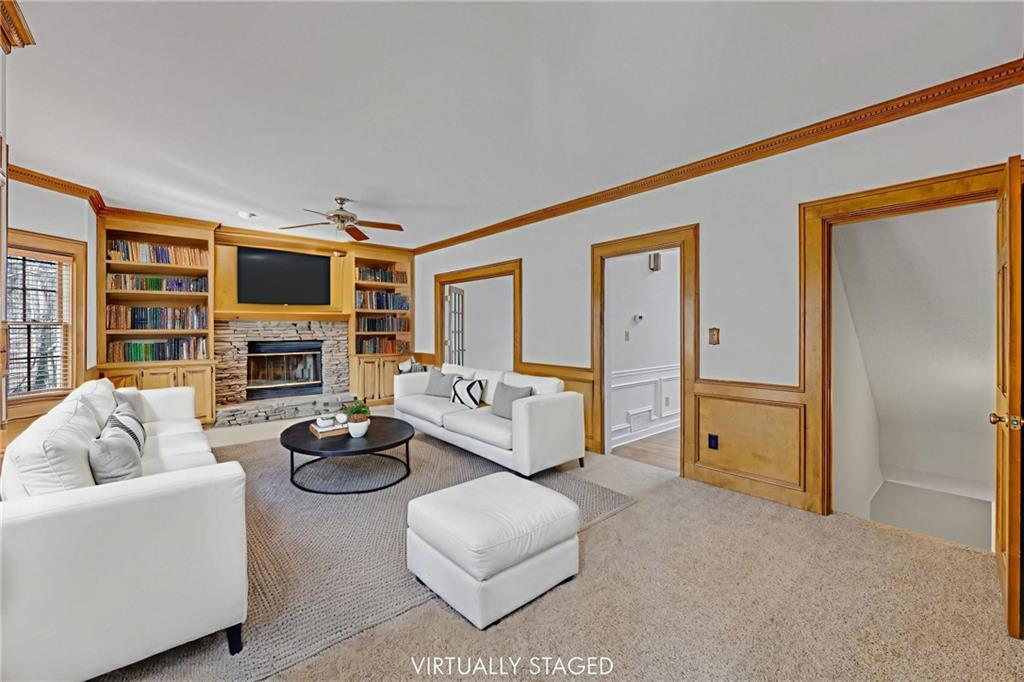 4355 Summit View