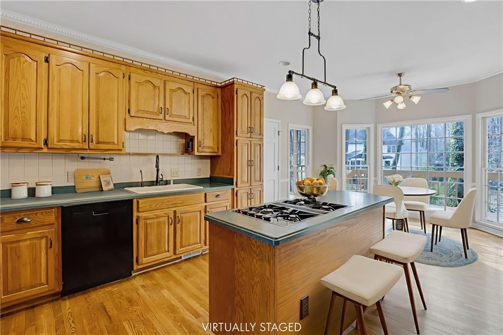 4355 Summit View