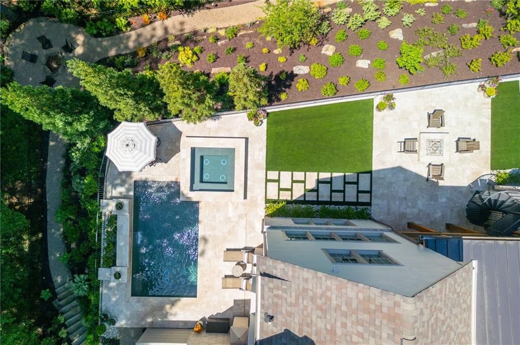 355 Roswell Farms Drive
