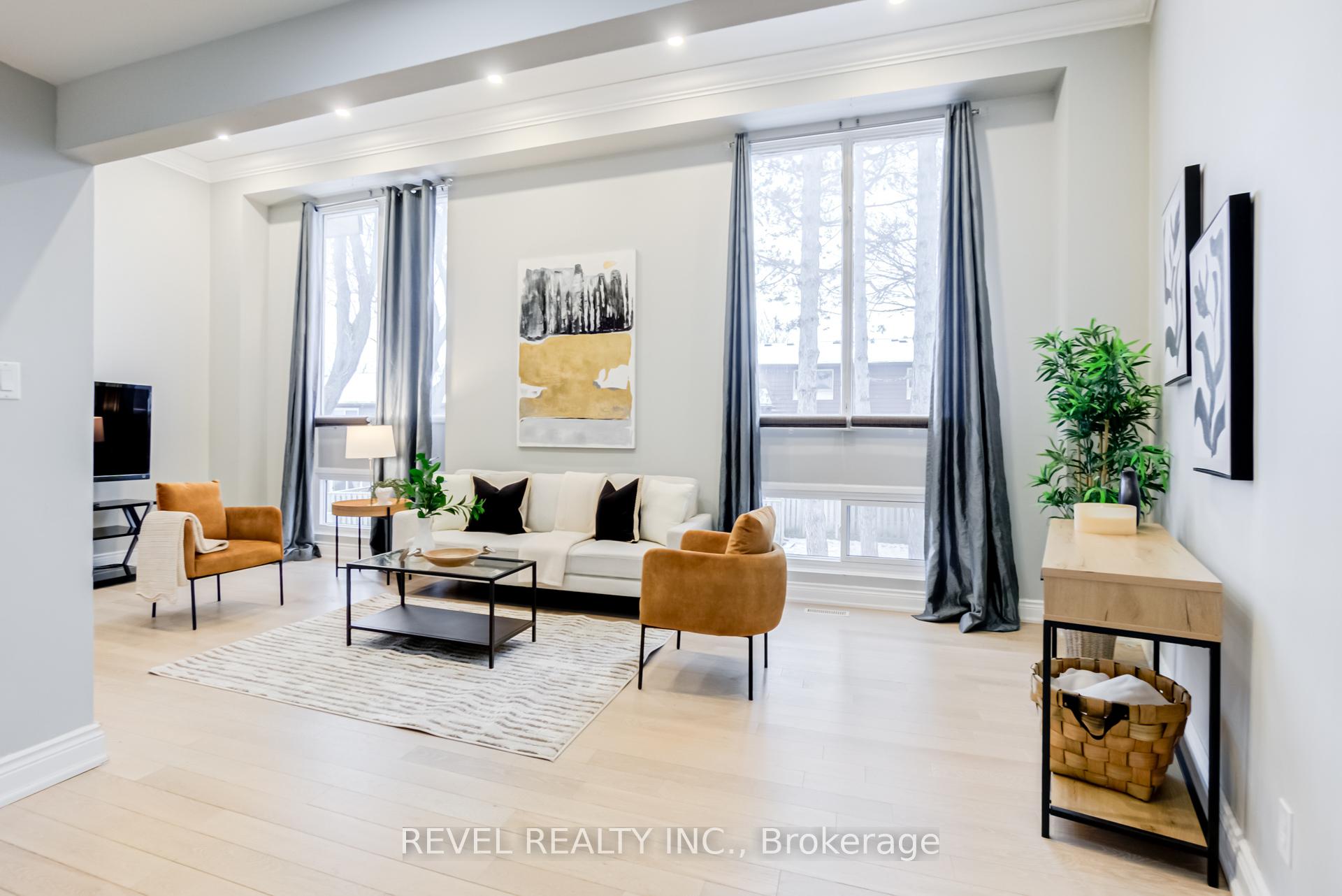 #18 - 246 Tupper Boulevard Unit: 18