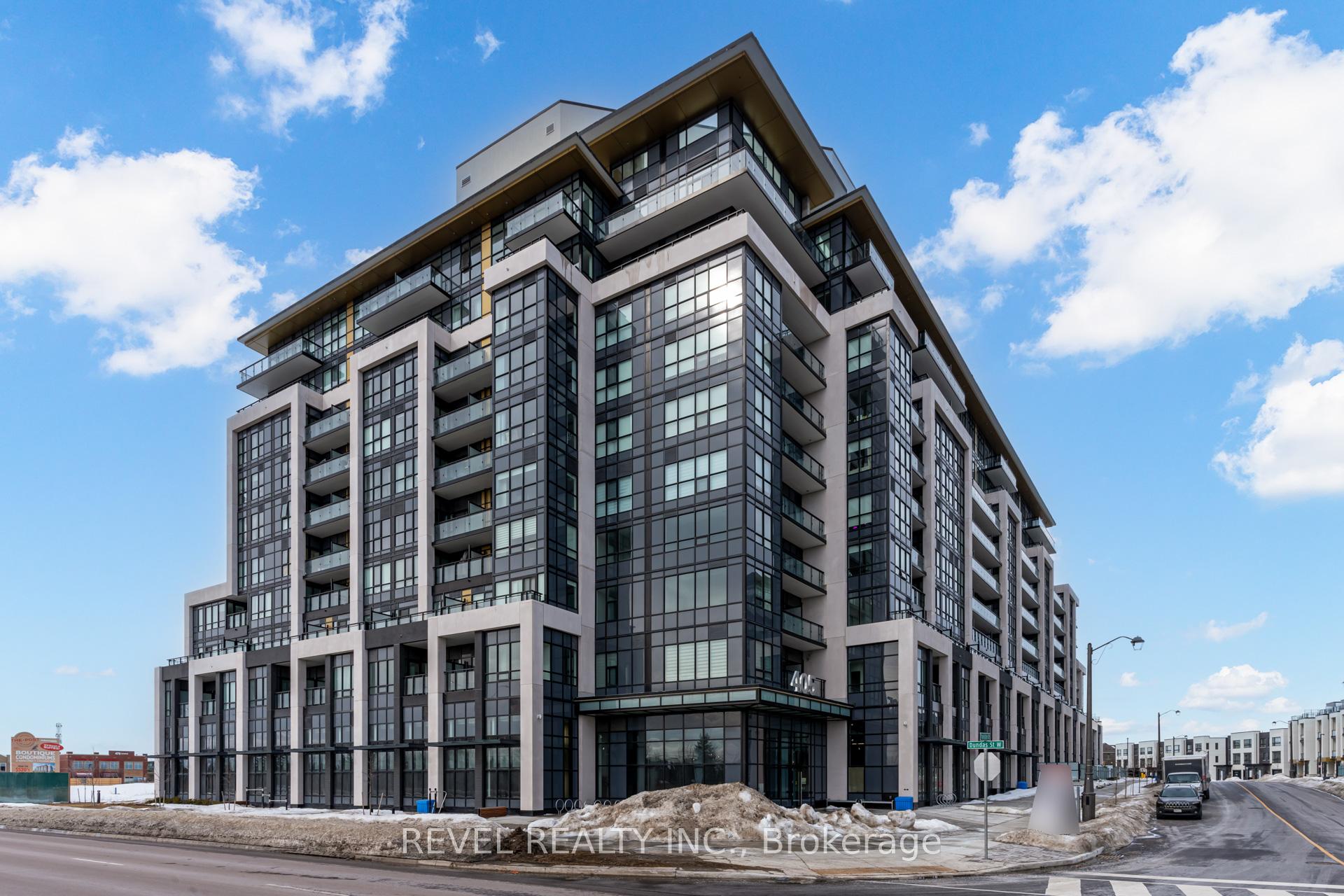 405 Dundas St W Unit: 613